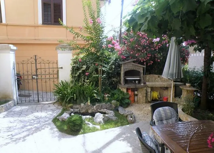 Gostinjska kuća Alida 3*